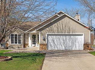 9637 Minnesota Ln N, Maple Grove, MN 55369