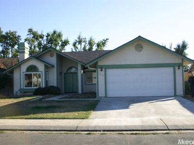1812 Stonehaven, Ceres, CA, 95307