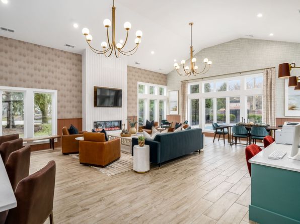 595 Slate Hill Dr #7590