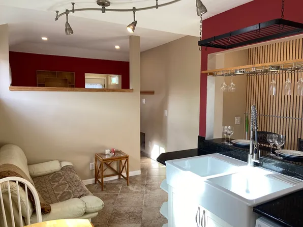 827 Tourmaline St, San Diego, CA 92109