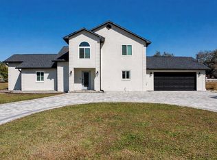 4110 Meadow Run Ln, Zephyrhills, FL 33543