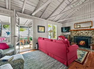 11880 N Seven Pines Rd, Northport, MI 49670