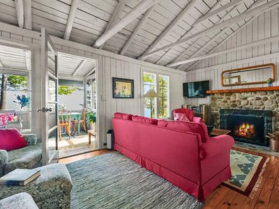 11880 N Seven Pines Rd, Northport, MI, 49670