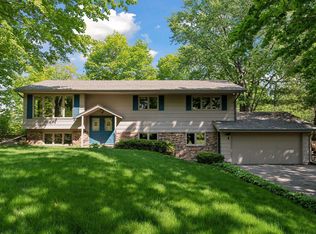 6150 Clover Cir, Mound, MN 55364