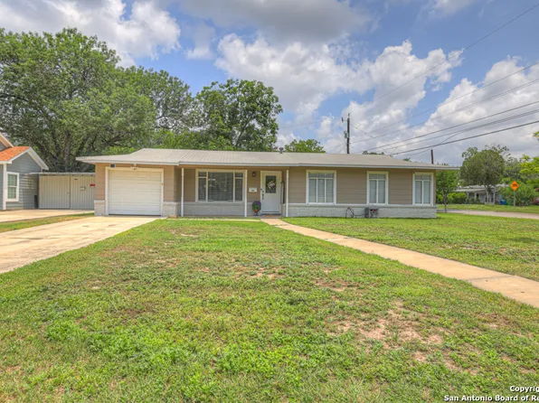 403 Dawnview Ln, San Antonio, TX 78213