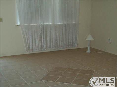 5th image of 3600 Wickham Ave