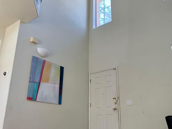 5th image of 2594 Las Palmas Way