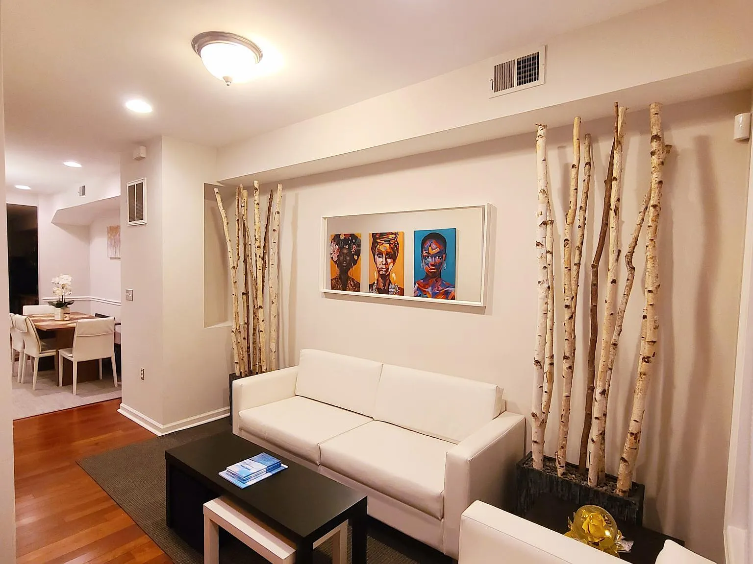 3 bed, 1970 sqft, $1,080 — Photo 2