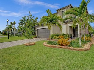 7617 Moonrise Dr, Lake Worth, FL 33467