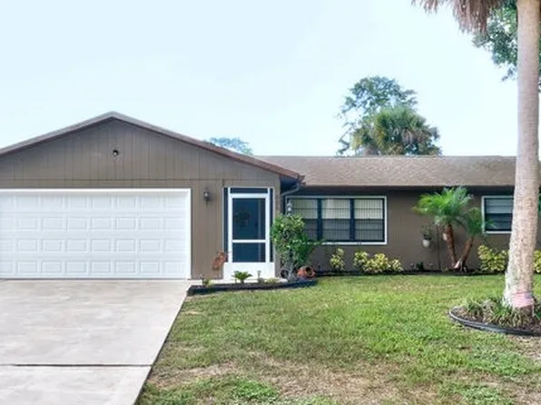 585 Ray St, Sebastian, FL 32958