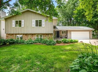 1886 29th Ave NW, New Brighton, MN 55112