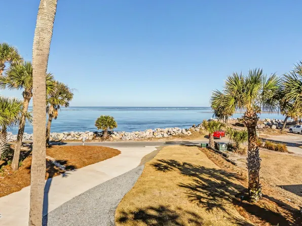 509 Porpoise Dr, Fripp Island, SC 29920