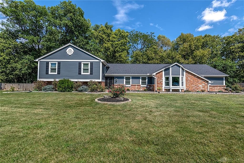 2750 E Tara Trl, Beavercreek, OH 45434 MLS 894156 Zillow