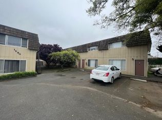 1572 H St, Arcata, CA 95521