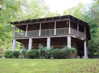 310 Licklog Ct, Hayesville, NC 28904