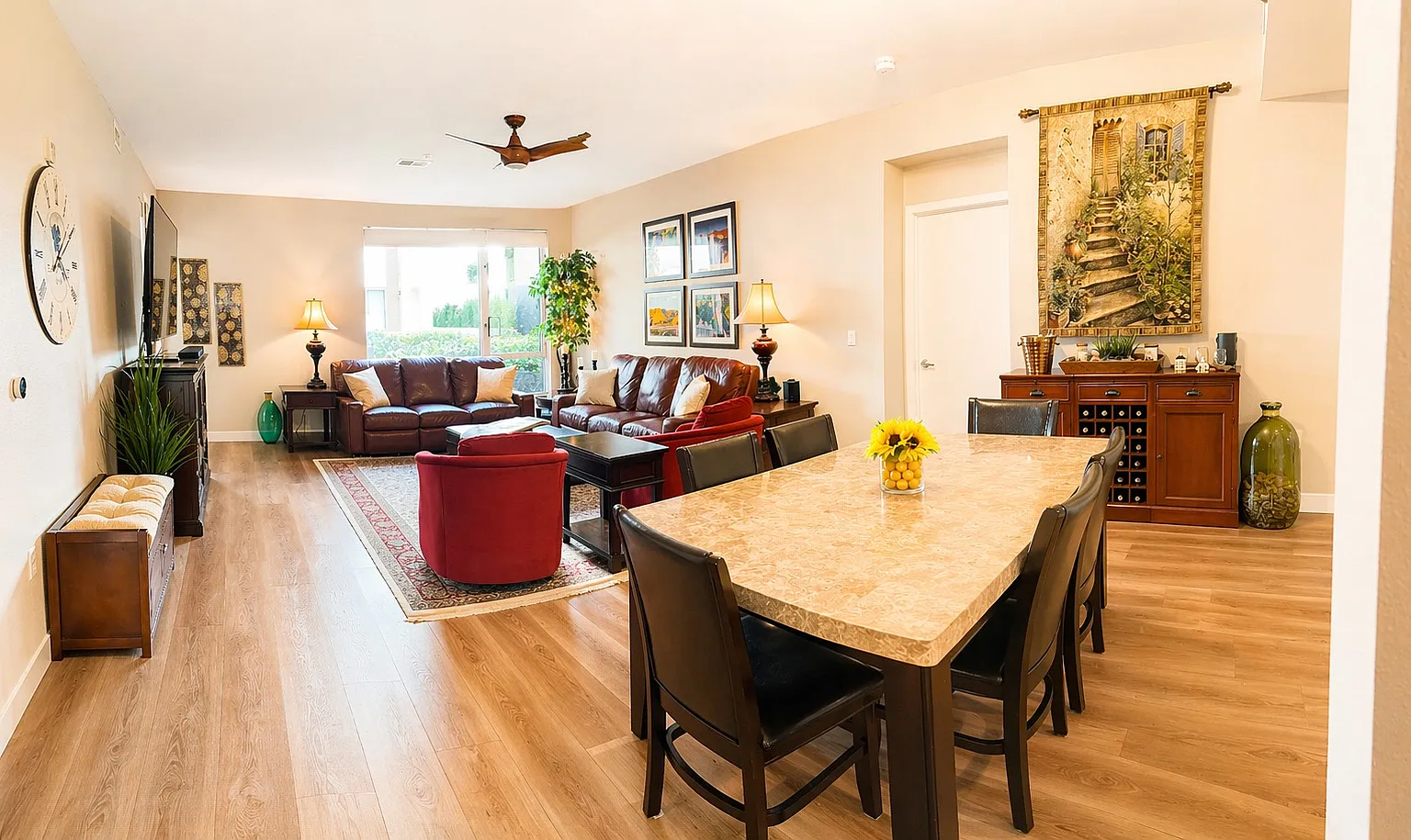 2 bed, 1371 sqft, $4,800 — Photo 2