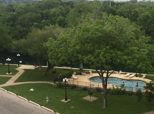 500 N Market St #A-305, New Braunfels, TX 78130