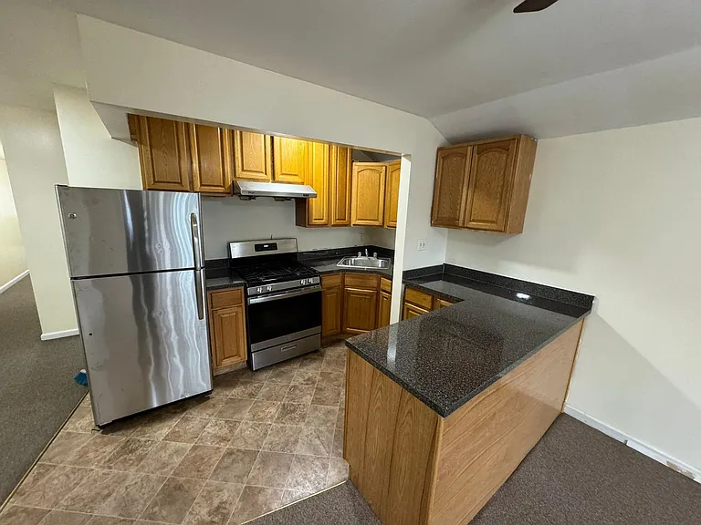 1938 Fowler Ave #2 — Photo 3