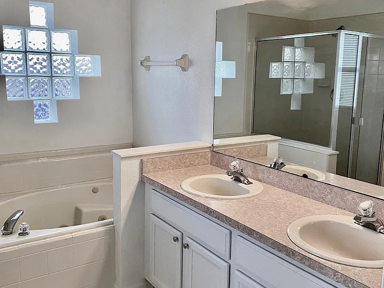 647 Bridge Creek Blvd — Photo 8