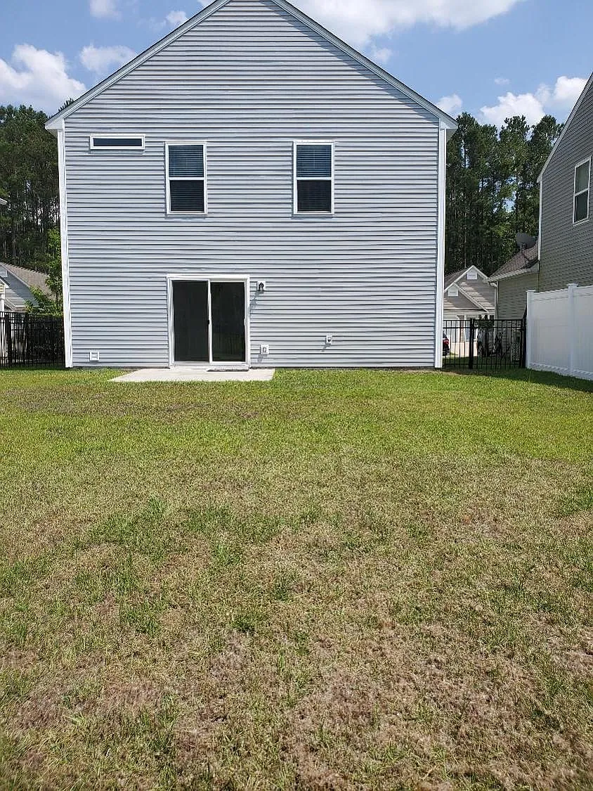 3 bed, 2.5 bath, 1500 sqft, $2,600 — Photo 3