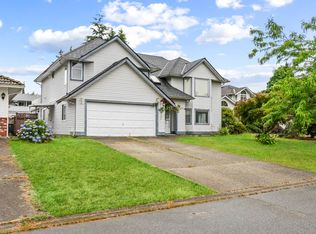 9335 152a St, Surrey, BC V3R 0E6