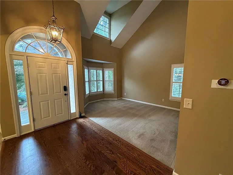10935 Pennbrooke Xing — Photo 7