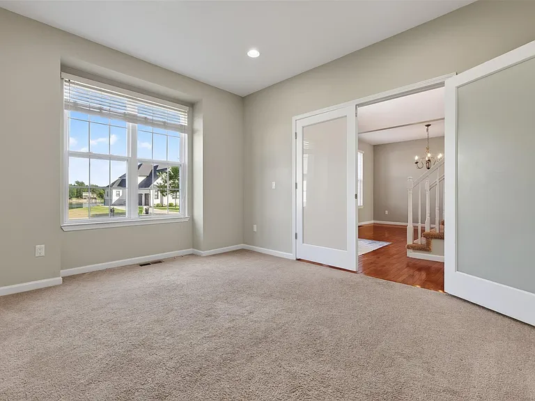 699 Bay Pointe Dr — Photo 8