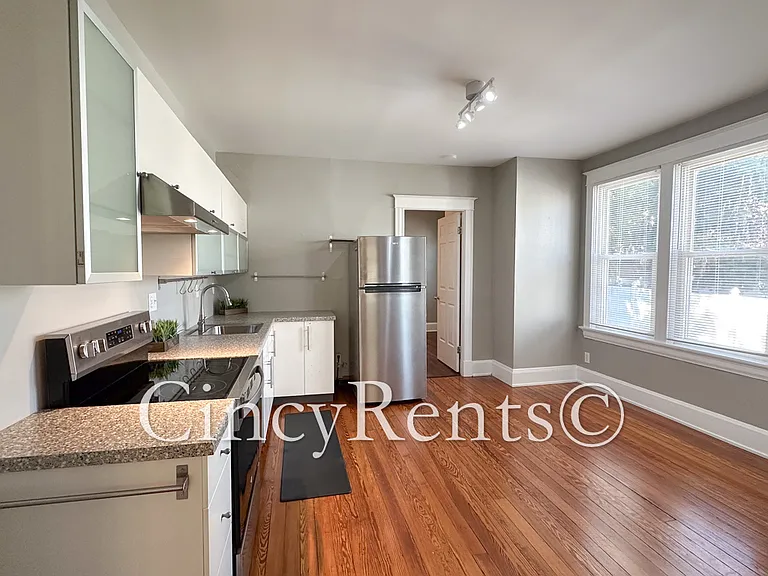 2715 Arbor Ave #1 — Photo 7