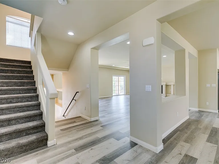 6386 Tomahawk Mill Ct — Photo 6