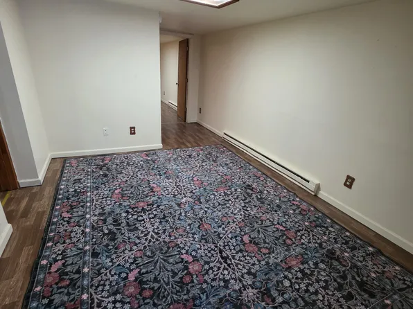1015 S College Ave #1, Greencastle, IN 46135