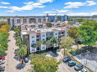 Paradise Pointe Condo, Miami, FL 33157