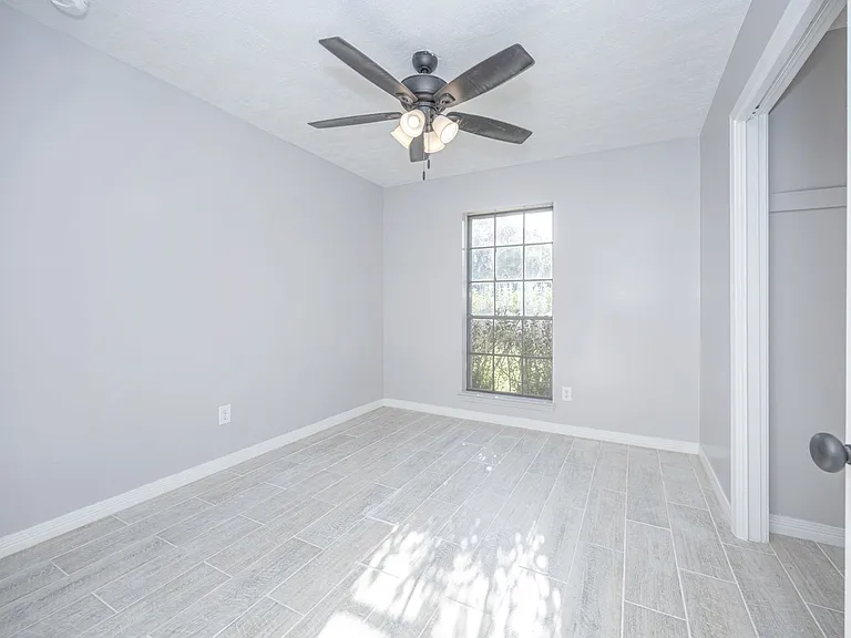 6672 Cortez Cir — Photo 31