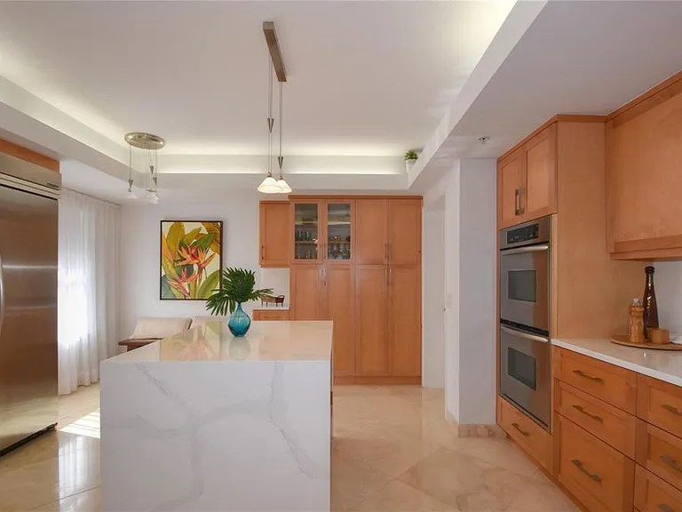2051 SE 3rd St #503 — Photo 5