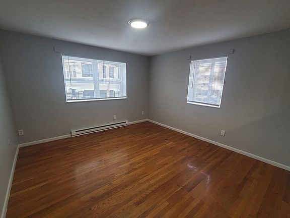 4th image of 24 Colgate Rd APT 5