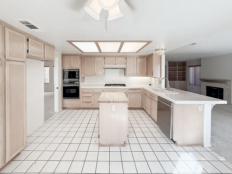 40041 Zamura Ct — Photo 14