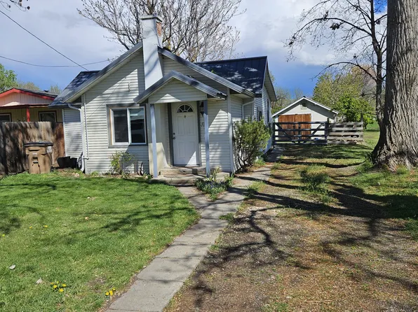 414 N Walnut St, Emmett, ID 83617