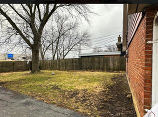 16904 Sunset Ridge Dr, Country Club Hills, IL 60478