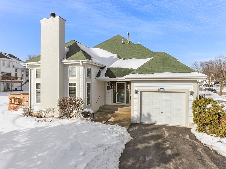 1st image of 1730 Woodland Cir Unit 12-21