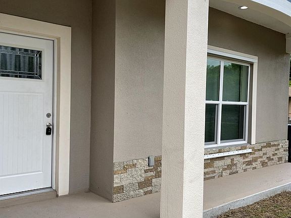 2nd image of 2220 S Deleon Ave #2220