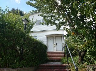 108 Cass St, West Roxbury, MA 02132