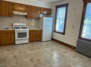 134 Ray St, Garfield, NJ 07026