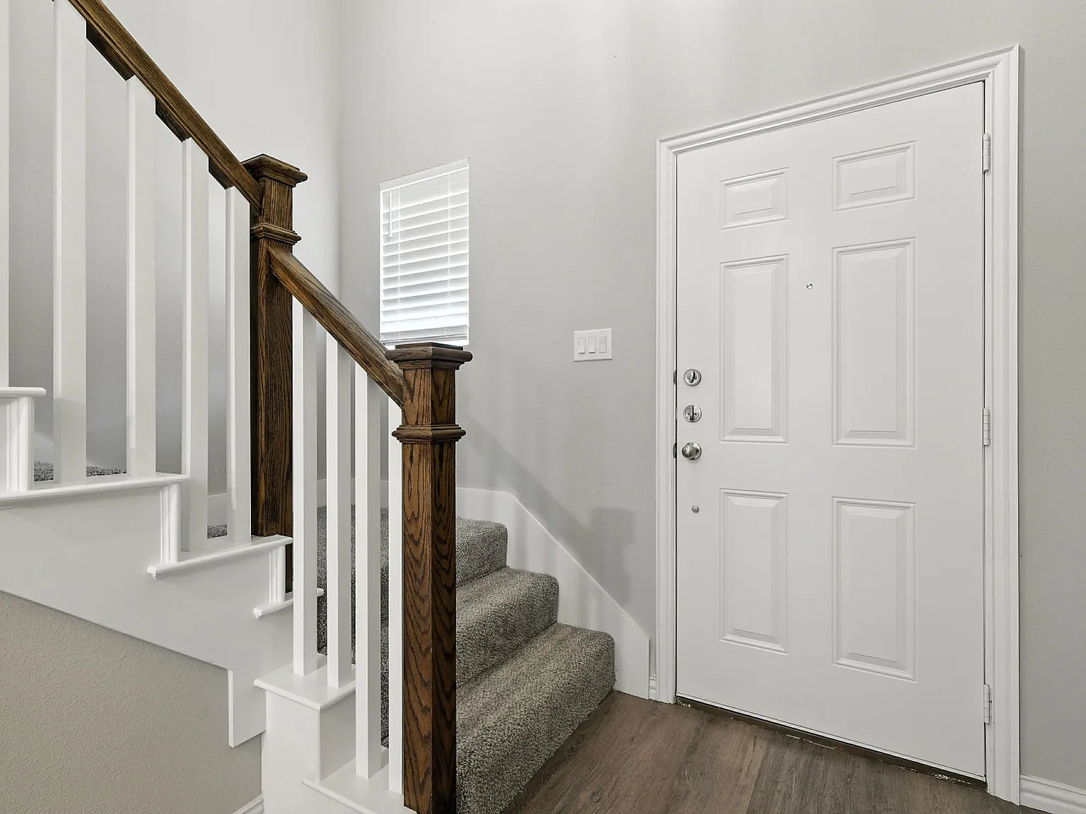 3 bed, 2.5 bath, 1491 sqft, $2,695 — Photo 3