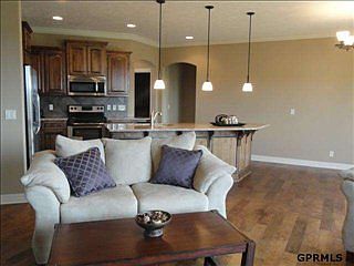 1st image of 802 S 188th Ter