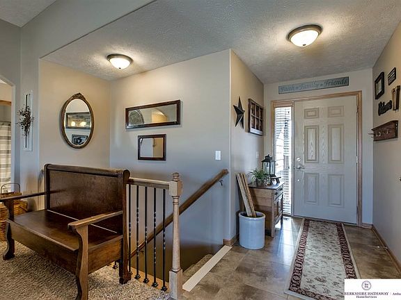 3rd image of 16316 Rosewood St