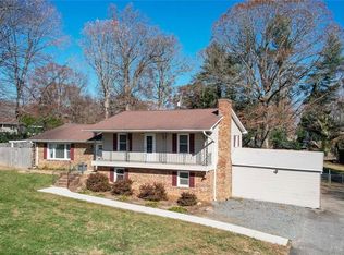 305 Clifton Dr, Reidsville, NC 27320