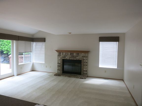 5th image of 11216 SE 313th Pl