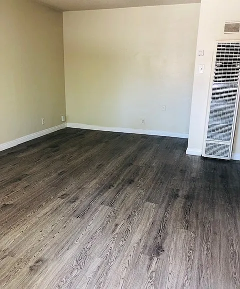 7456 Magnolia Ave #B — Photo 3