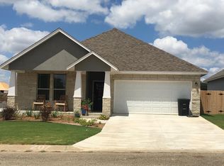 212 Winston Dr., Fredericksburg, TX 78624