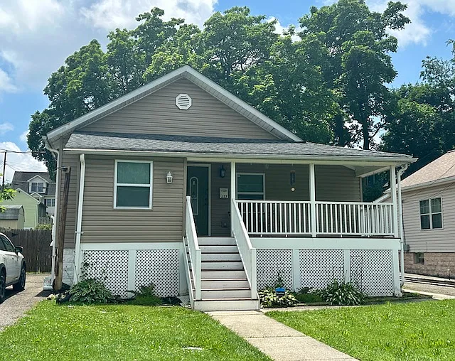 237 3rd Ave