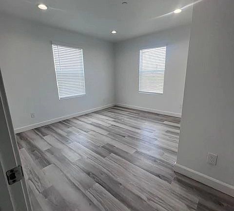 4th image of 8730-8744 S Figueroa St #8734-01